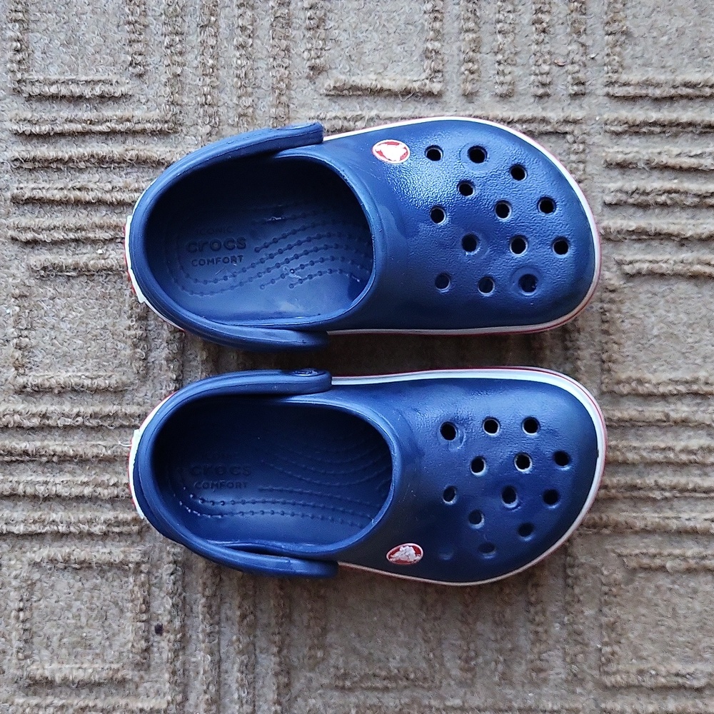 Little Kid Toddler Crocs Size 7